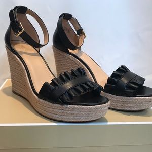MICAHEL KORS BLACK LEATHER WEDGES